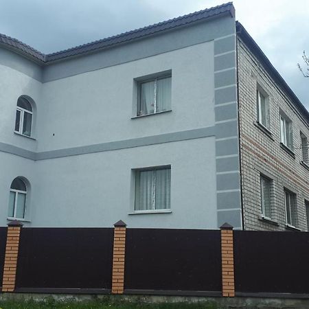 Окремі Номери В Гостьовому Будинку Типу Guest House Kirovograd Dış mekan fotoğraf