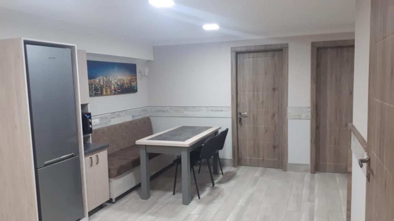 Окремі Номери В Гостьовому Будинку Типу Guest House Kirovograd Dış mekan fotoğraf